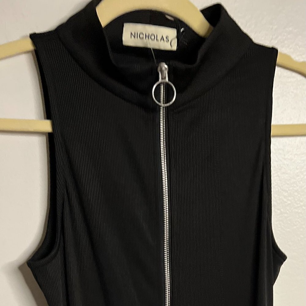 NICHOLAS Zip Front Romper Size M - Picture 2 of 10